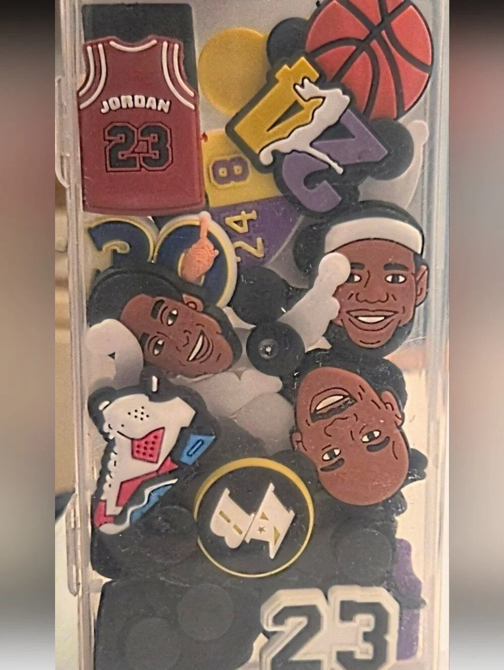 30 Croc Charms Jibbitz NBA Basketball Team Curry LeBron Kobe Jordan Lakers Bulls